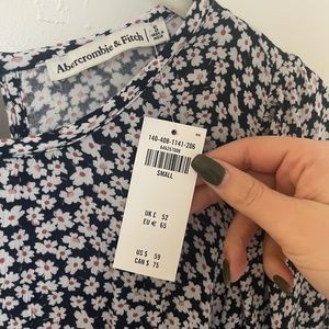 Abercrombie and Fitch Floral Blouse